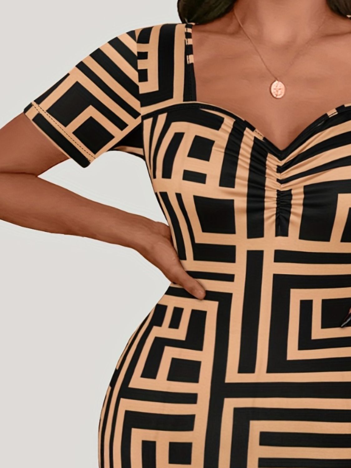 Plus Size Elegant Chic Neck Short Sleeve Mini Formal Dress