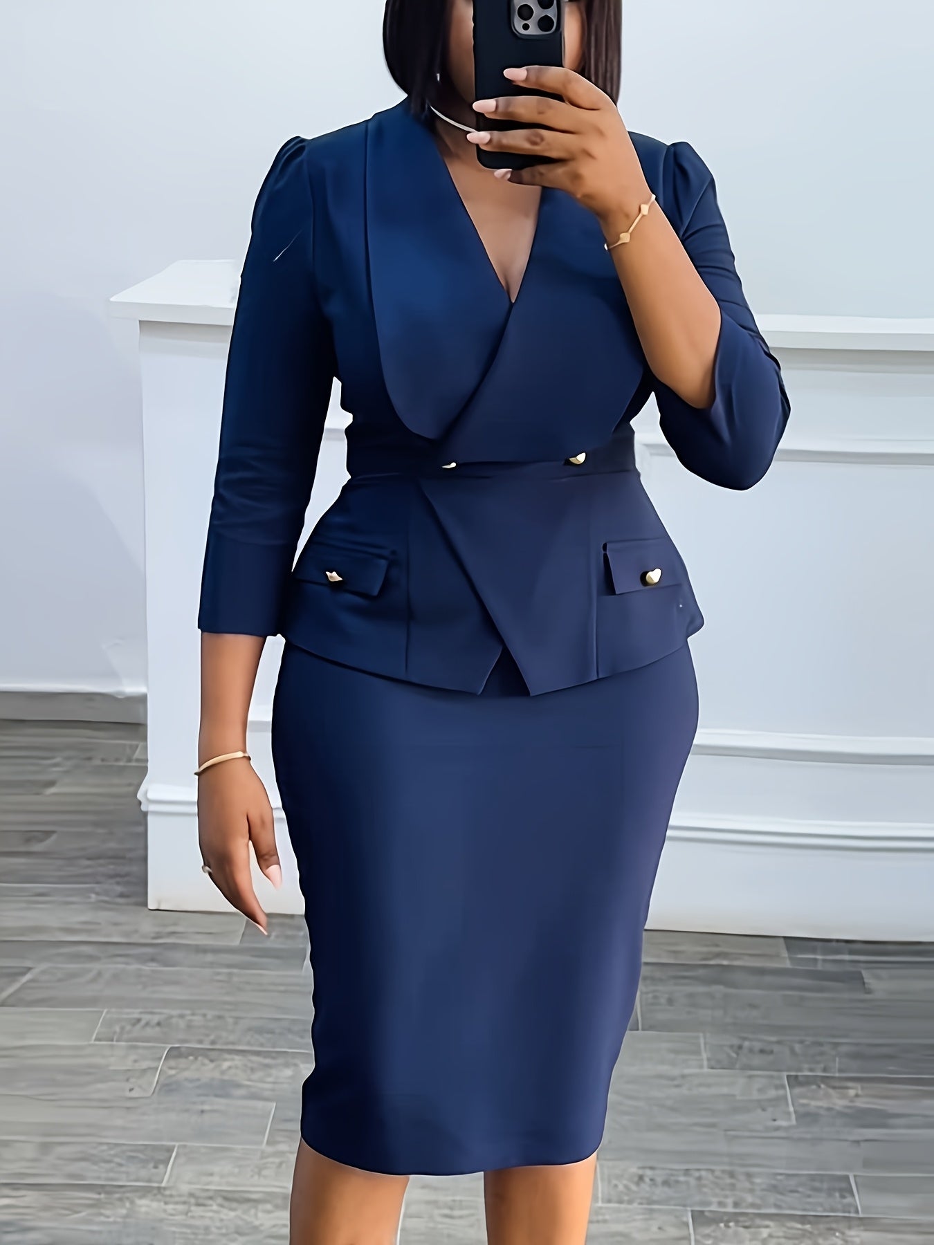 Chic Professional Dress with a V-Neck, Full Sleeves, Button Details