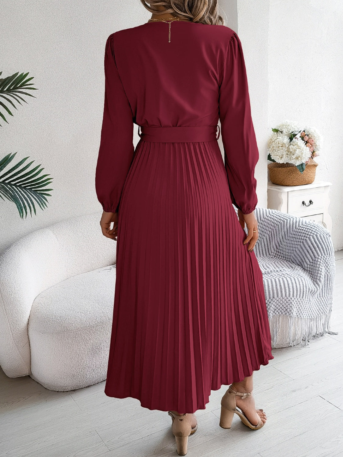 Women Pleated Tied V-Neck Long Sleeve Dress