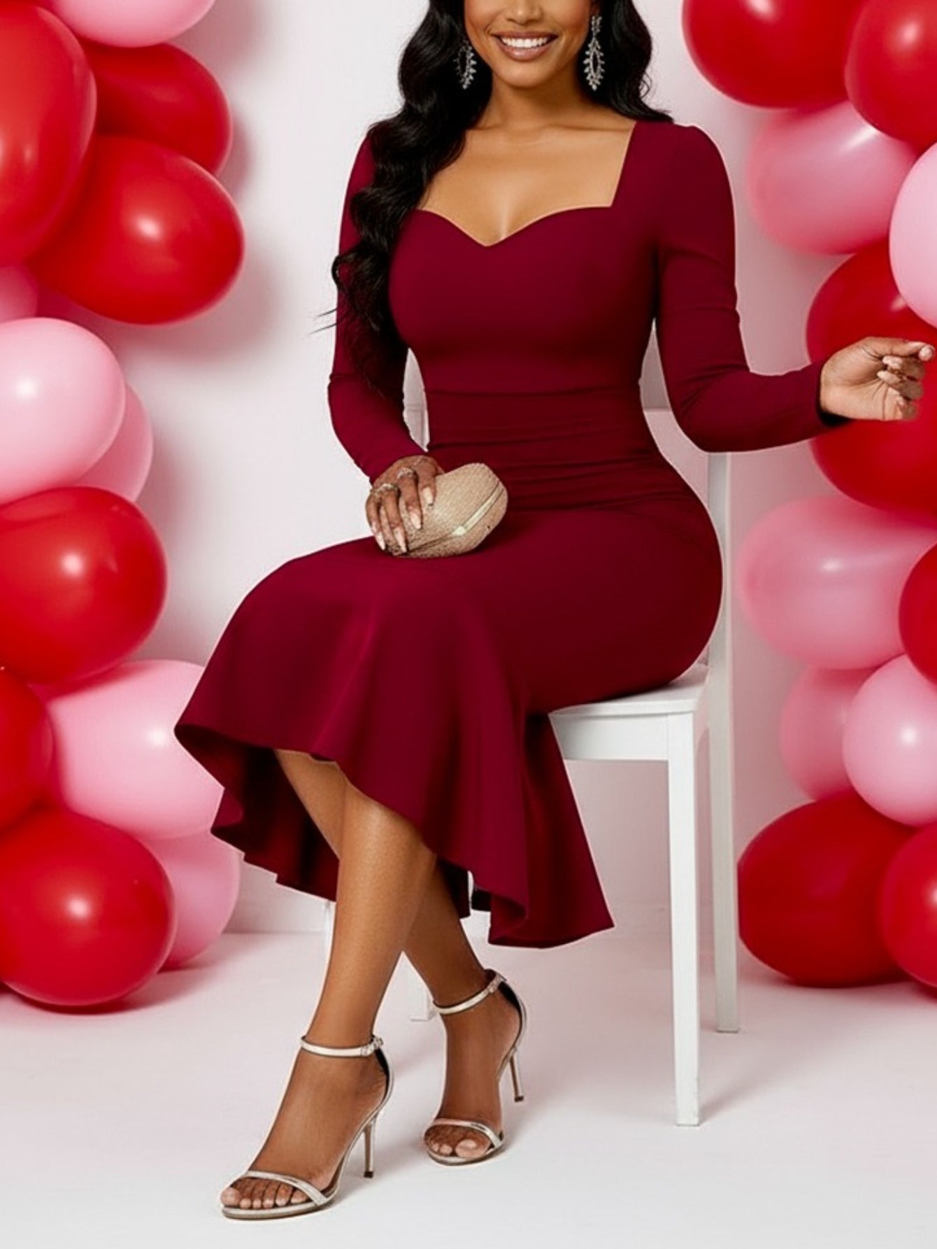 Long-Sleeve Mermaid Dress Features a Square Neck And an Elegant Vintage Design