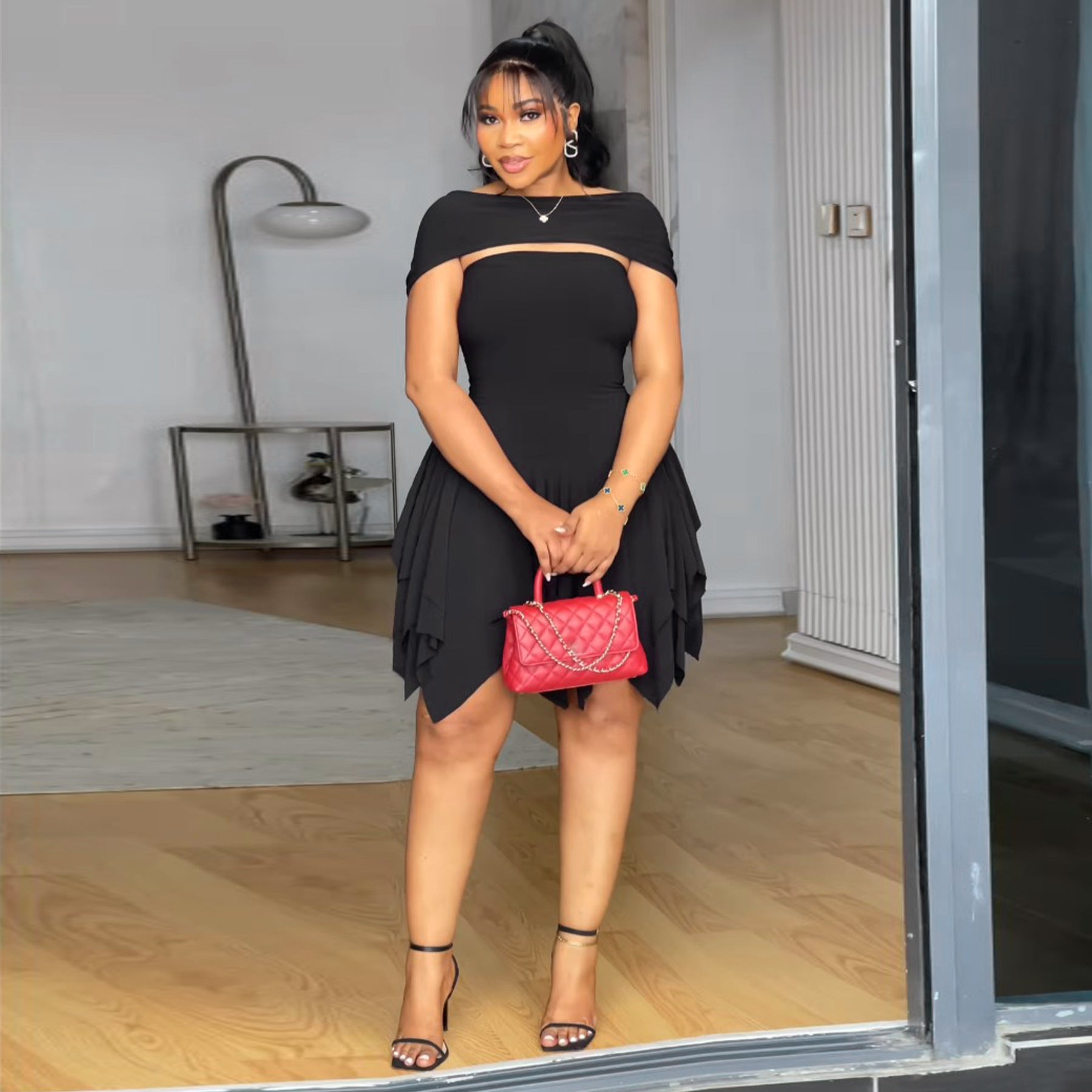 Stylish Tube Top And Fitted Hip Skirt for Plus-Size Women