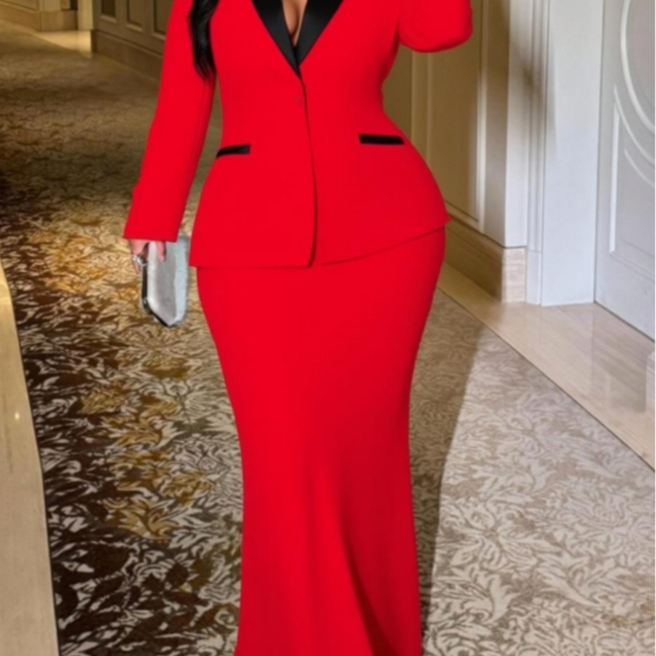 Women's Plus Size Contrast Blazer & Mermaid Maxi Skirt Two-Piece Set