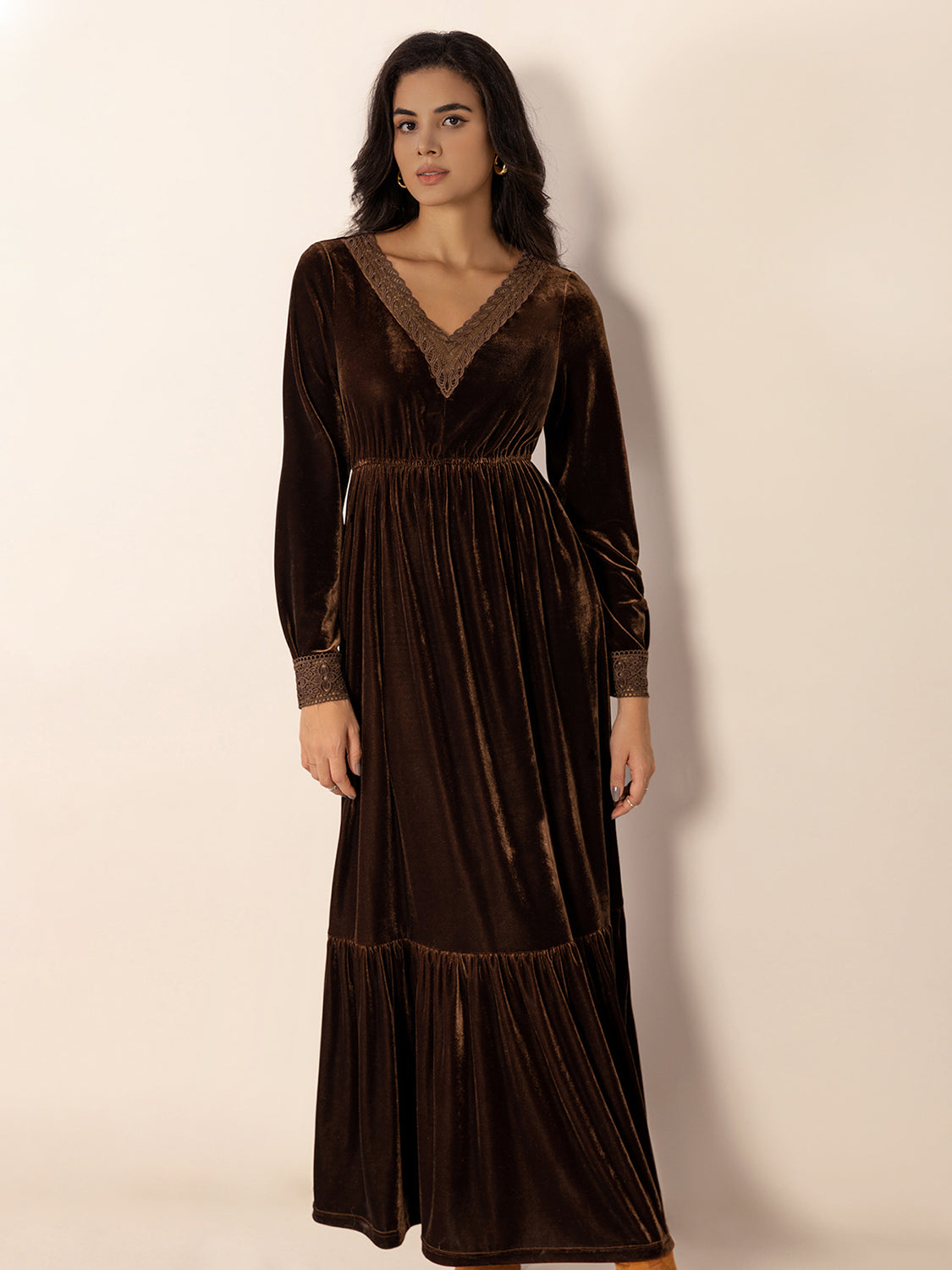 Formal women's Lace Detail V-Neck Long Sleeve Maxi Party Dress