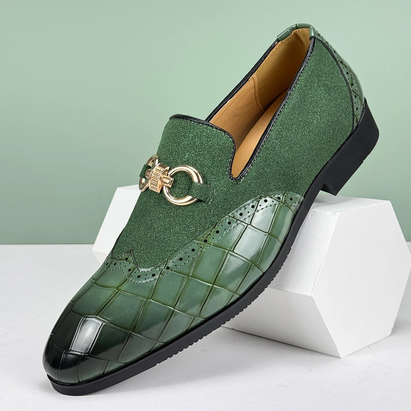 Leather Shoe for Men: Oxford Loafer, Pointed-Toe Breathable Dress Shoe