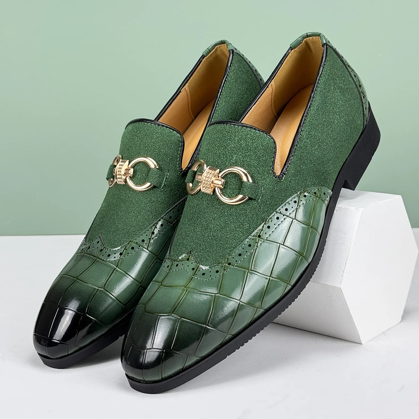 Leather Shoe for Men: Oxford Loafer, Pointed-Toe Breathable Dress Shoe