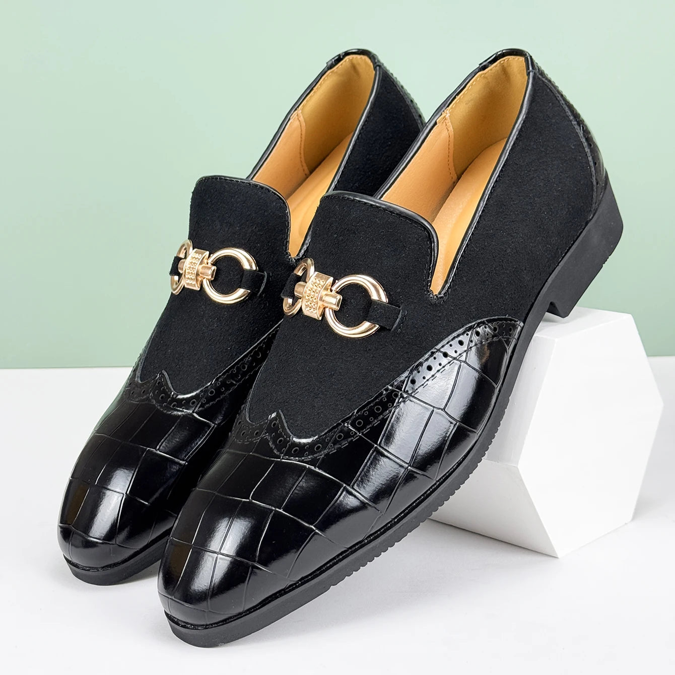Leather Shoe for Men: Oxford Loafer, Pointed-Toe Breathable Dress Shoe
