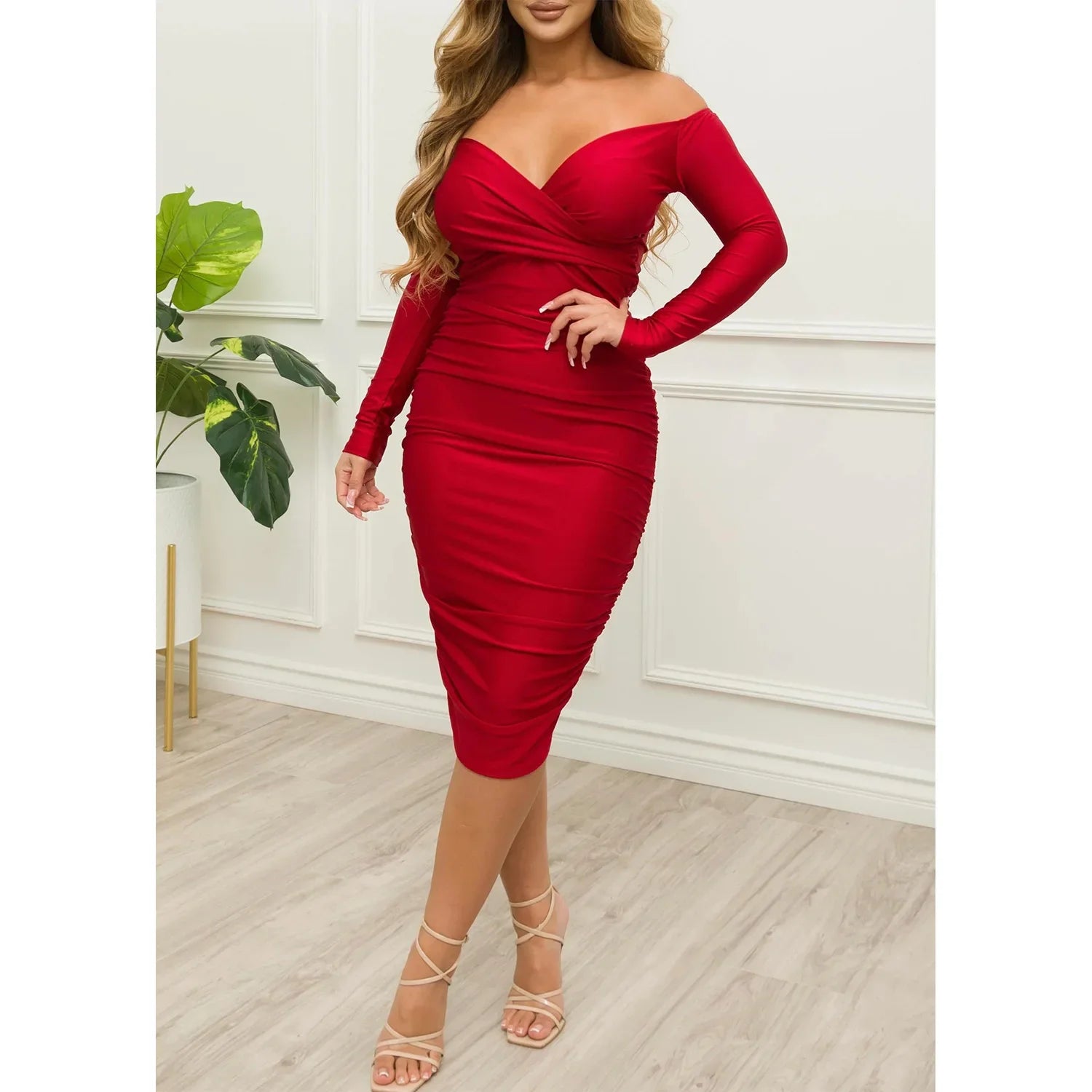 Women's Sexy Off-Shoulder Pleated Backless Long Sleeve Fashion Dress