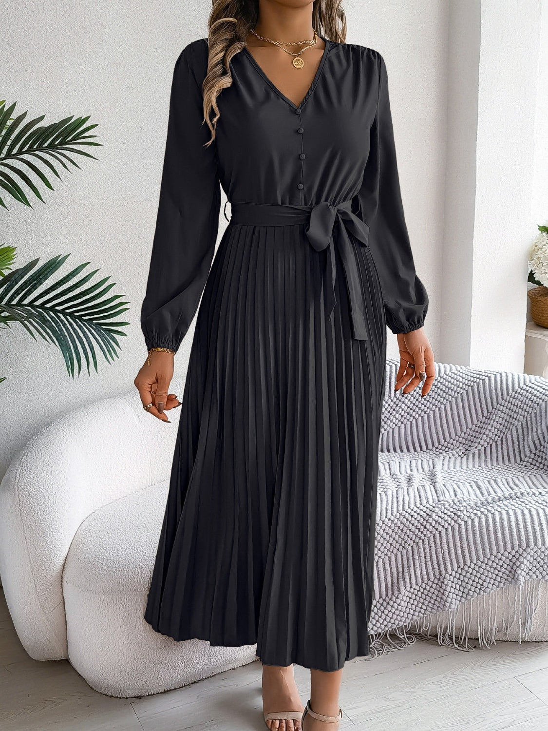 Women Pleated Tied V-Neck Long Sleeve Dress