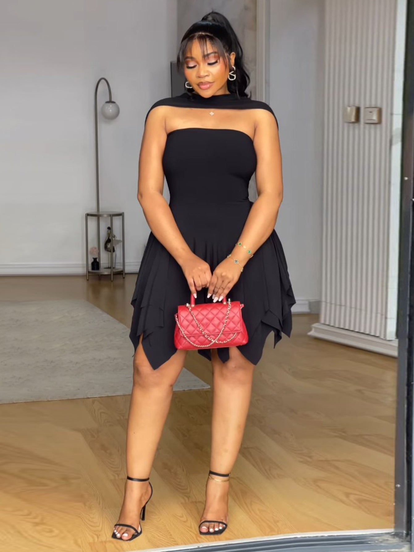 Stylish Tube Top And Fitted Hip Skirt for Plus-Size Women