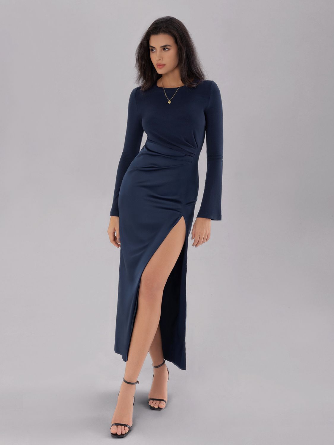 Chic Attractive Women's Split Round Neck Long Sleeve Midi Dress