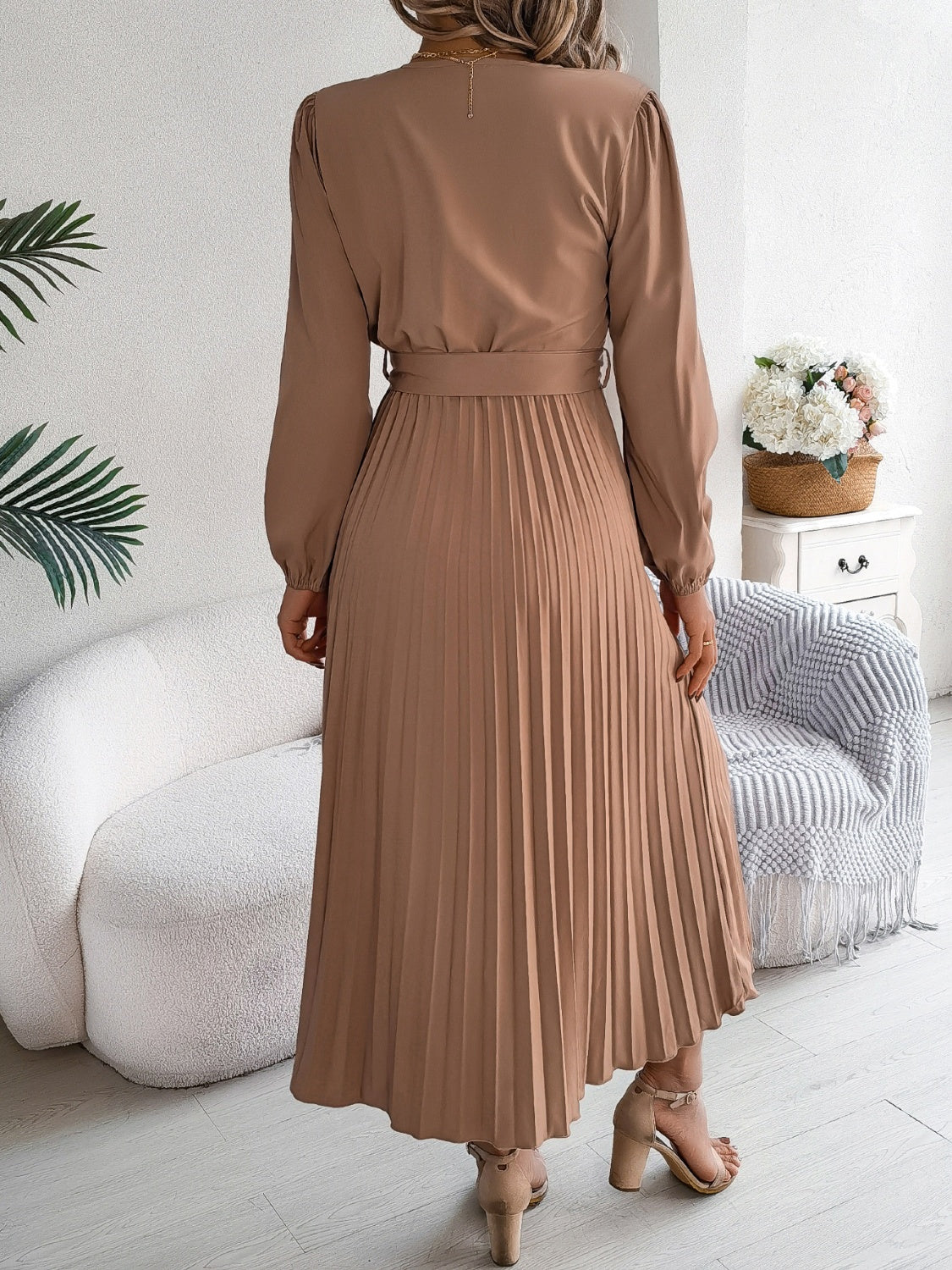 Women Pleated Tied V-Neck Long Sleeve Dress