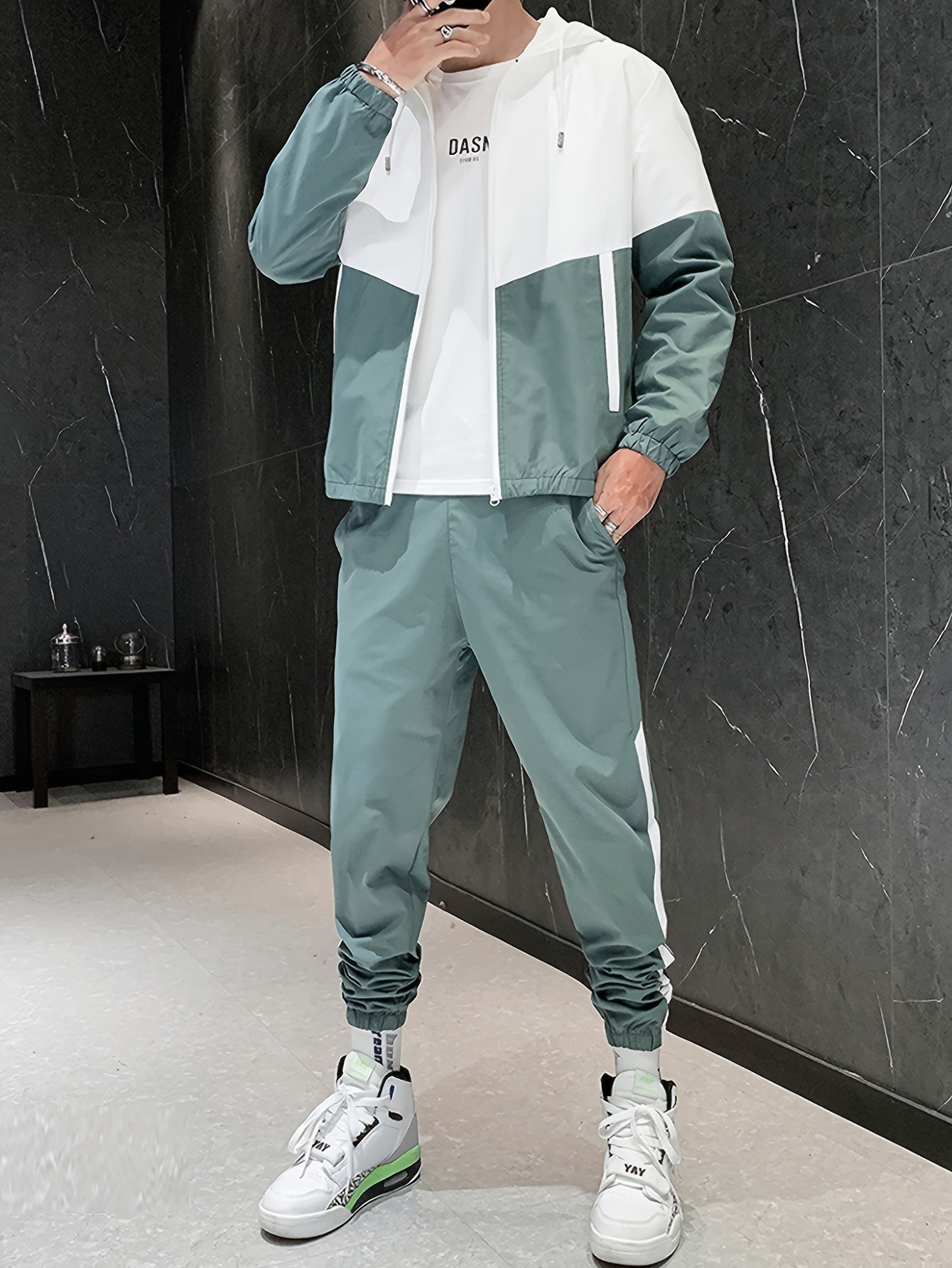 Men's 2-piece Sportswear Set, Hoodie Jacket And Solid Sports Pants