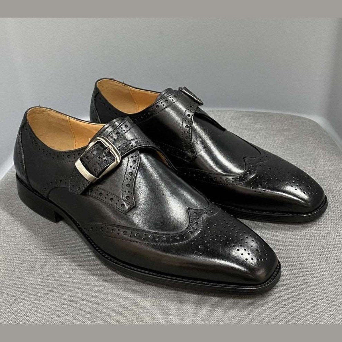 Italian Wingtip Oxfords: Luxury Leather Dress Shoes for Men