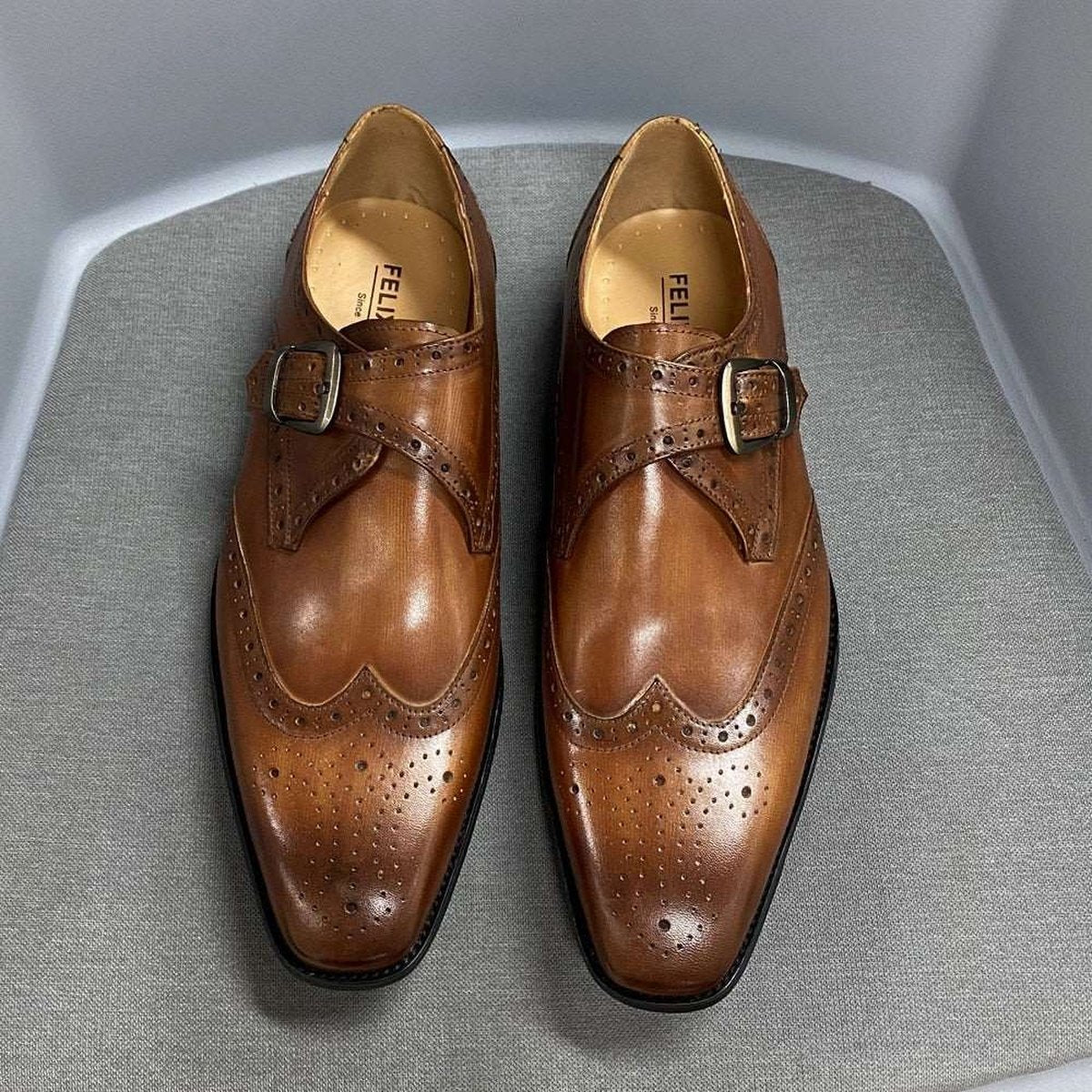 Italian Wingtip Oxfords: Luxury Leather Dress Shoes for Men