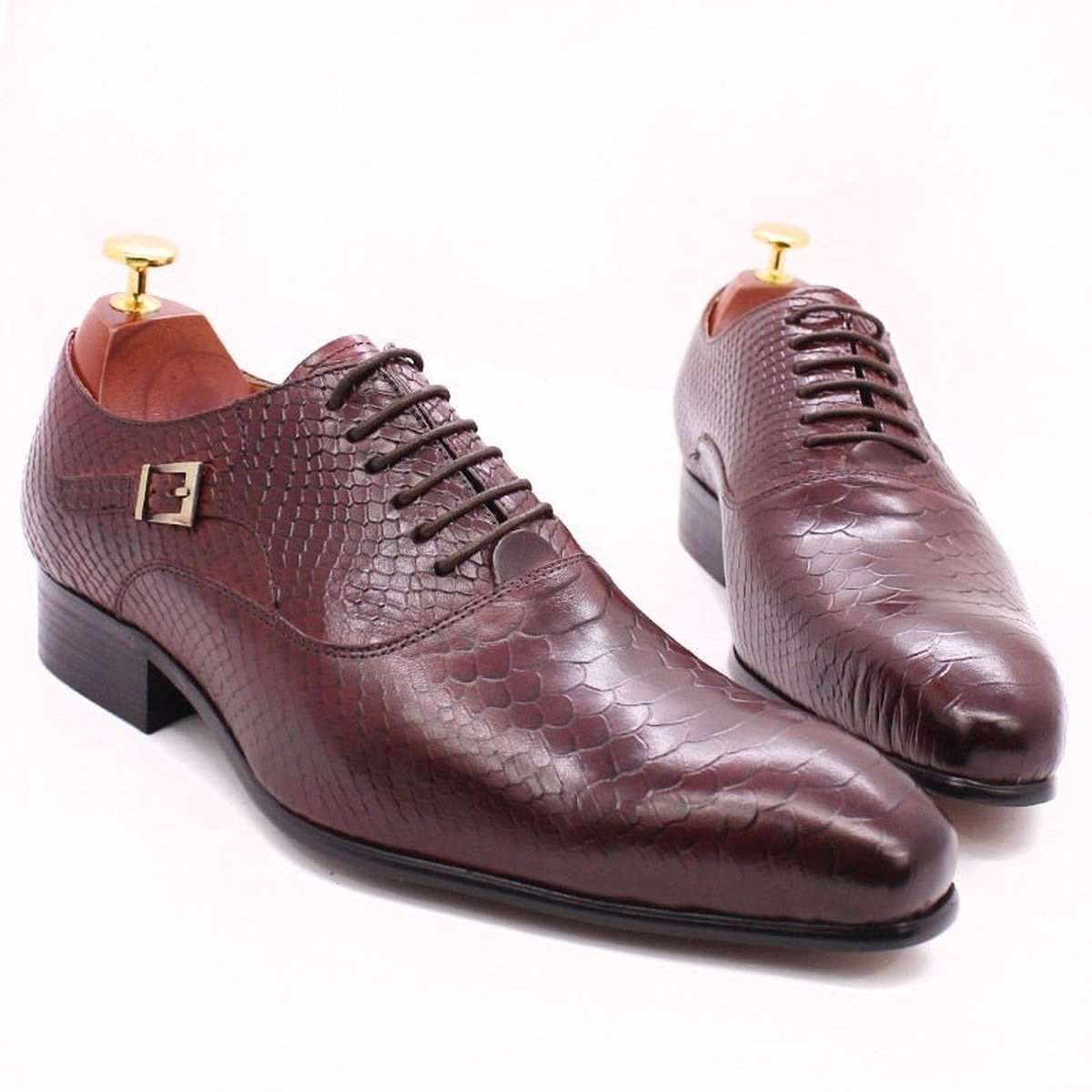 Lace Up Luxury Men Oxford Shoes with Snake Skin Prints & Pointed Toe