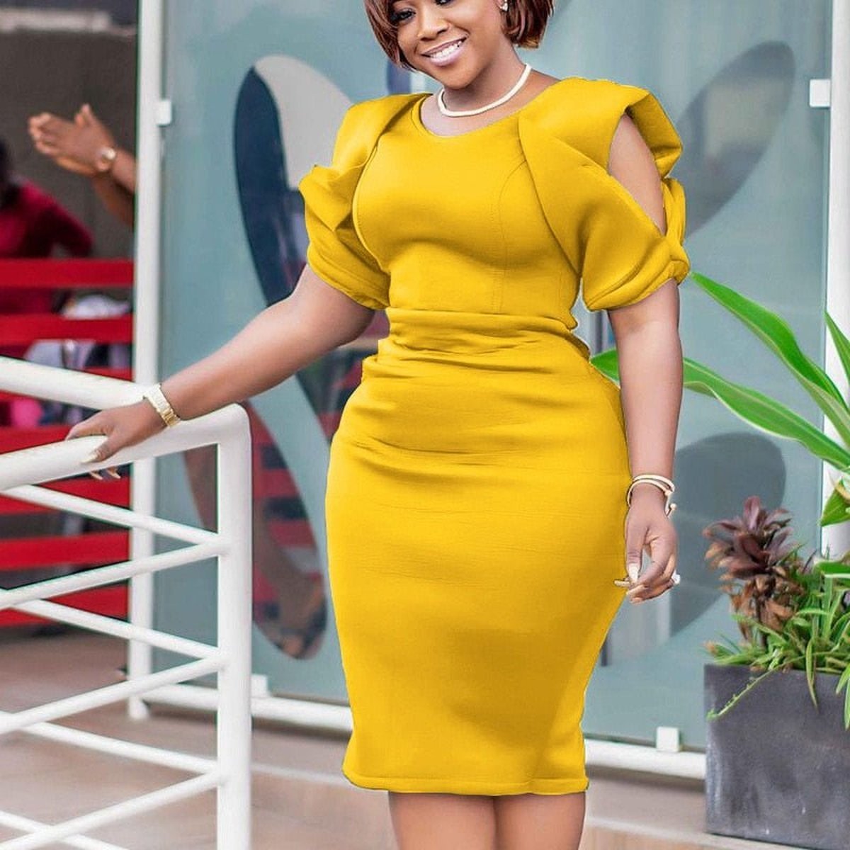 Slim and Elegant Sheath Gown for Women's Nightclub Events